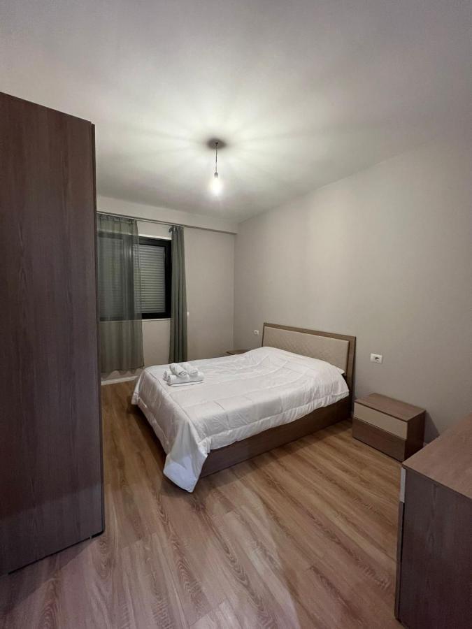 Apartamento 090 *