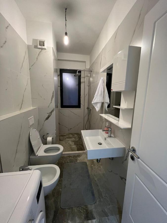 Apartamento 090 *